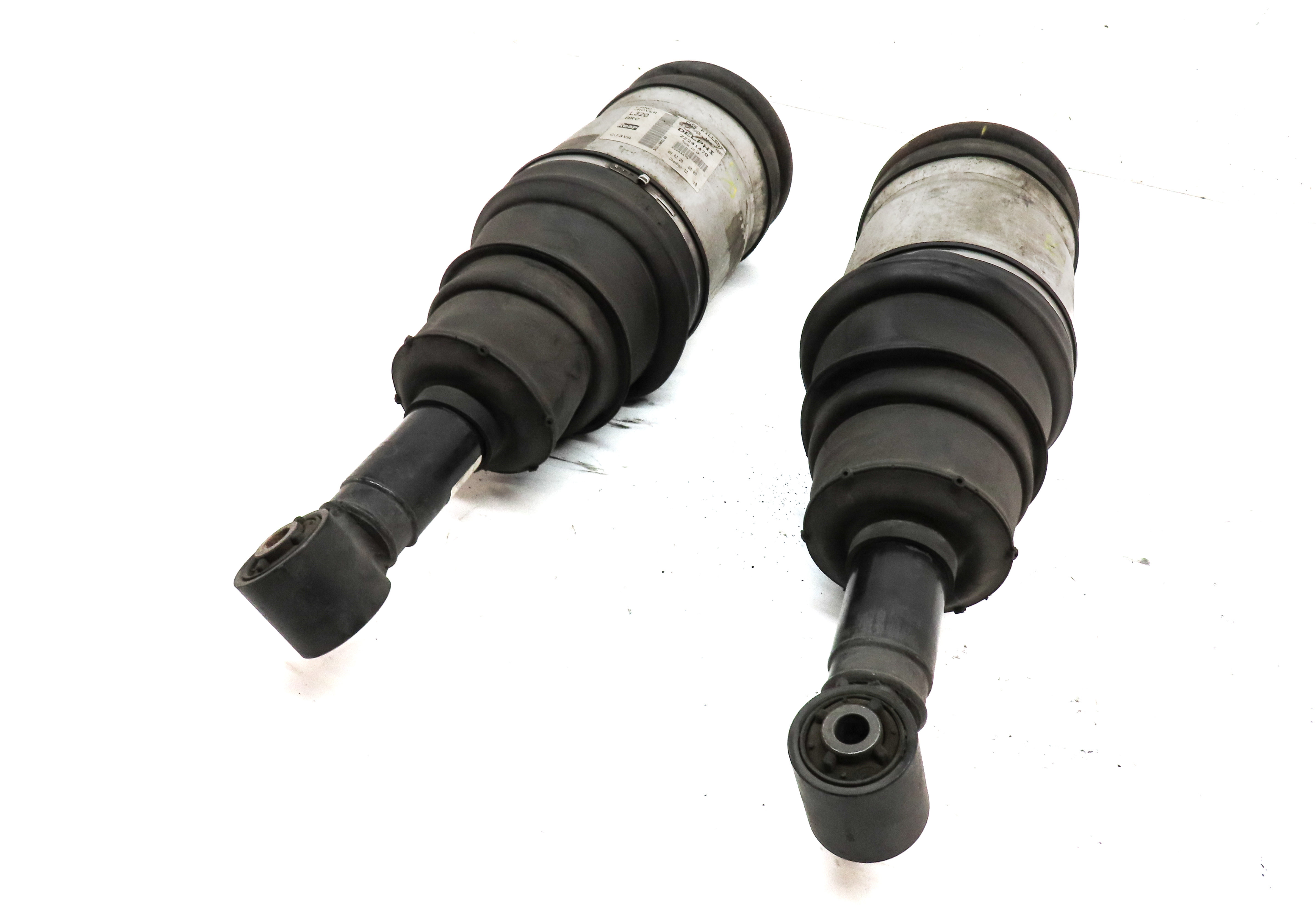 2006-2009 RANGE ROVER SPORT (L320) REAR AIR SUSPENSION SHOCK STRUT SET-2 w/ RSC — exact item pictured